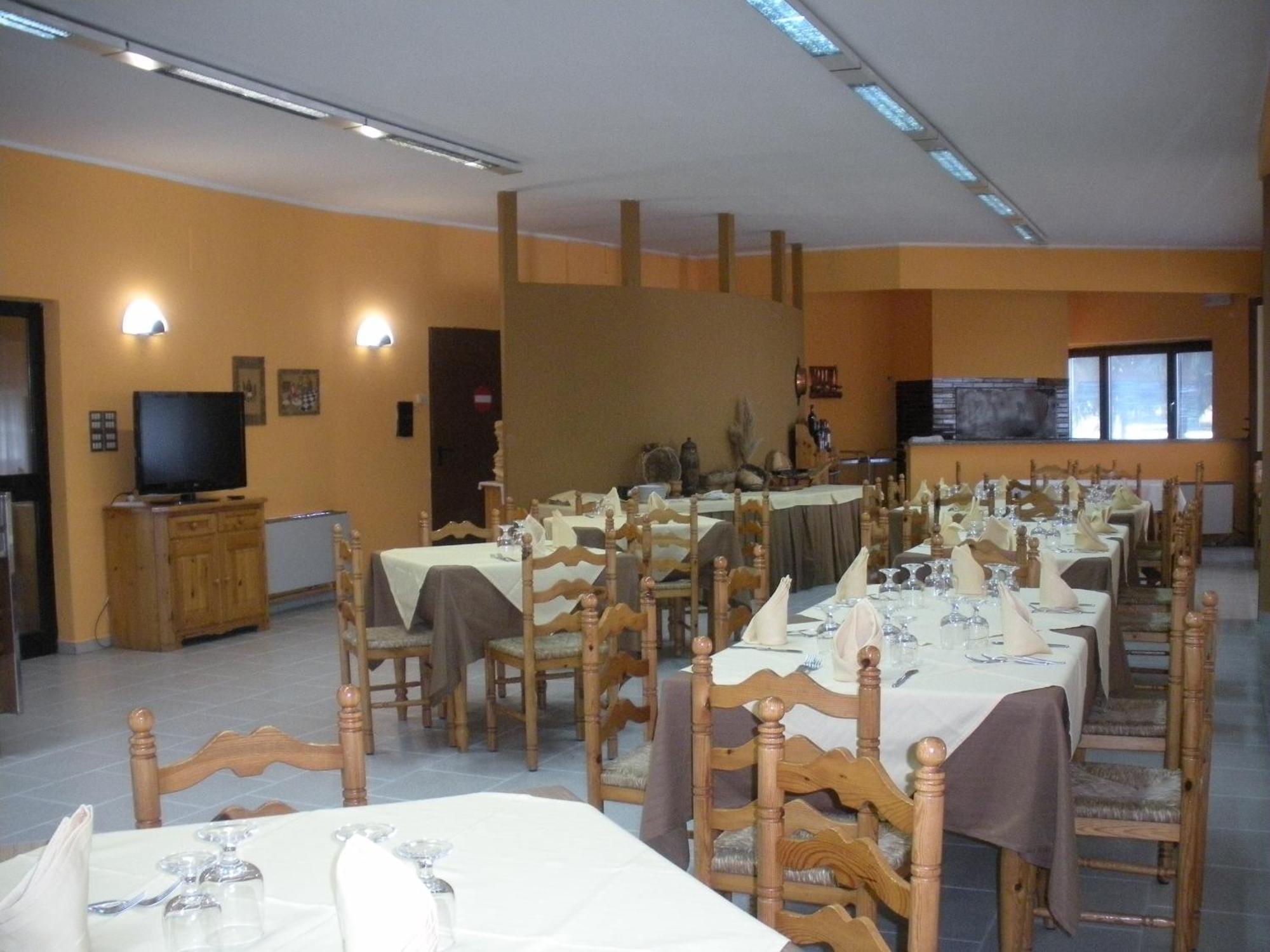Hotel La Fattoria Камильятелло-Силано Экстерьер фото