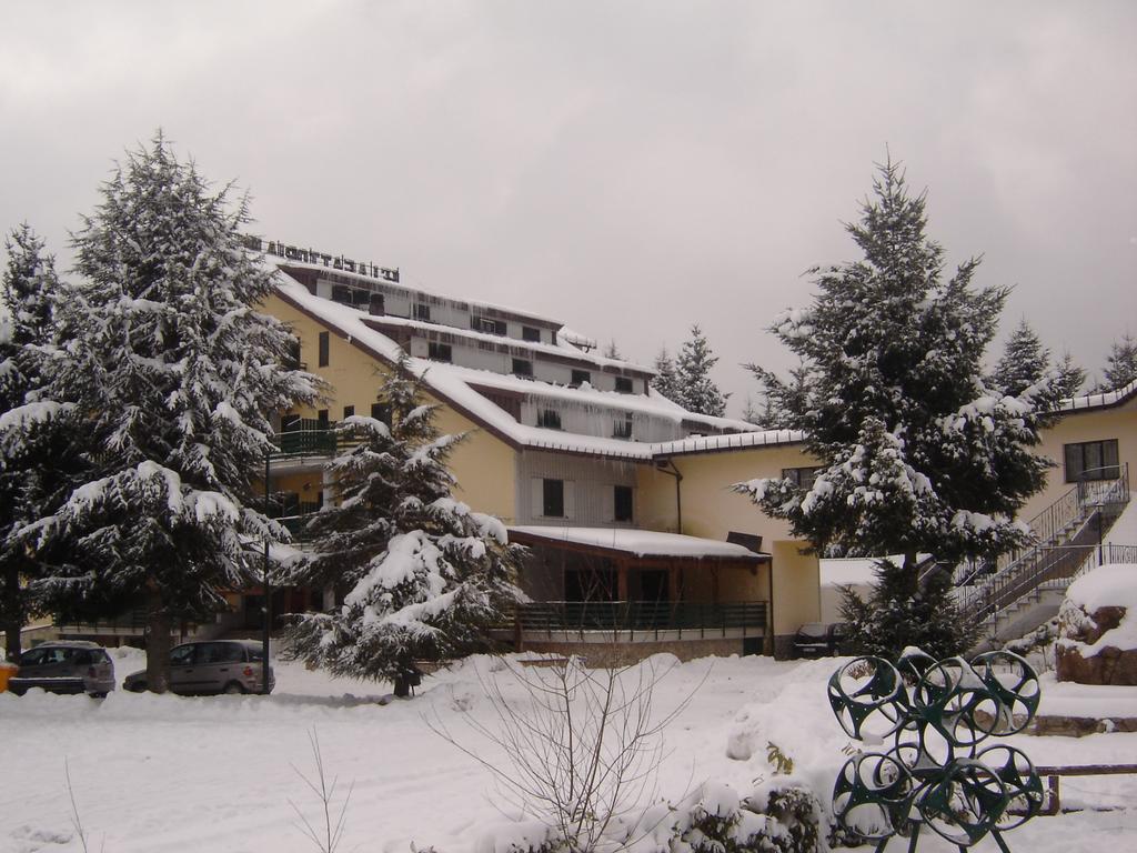Hotel La Fattoria Камильятелло-Силано Экстерьер фото
